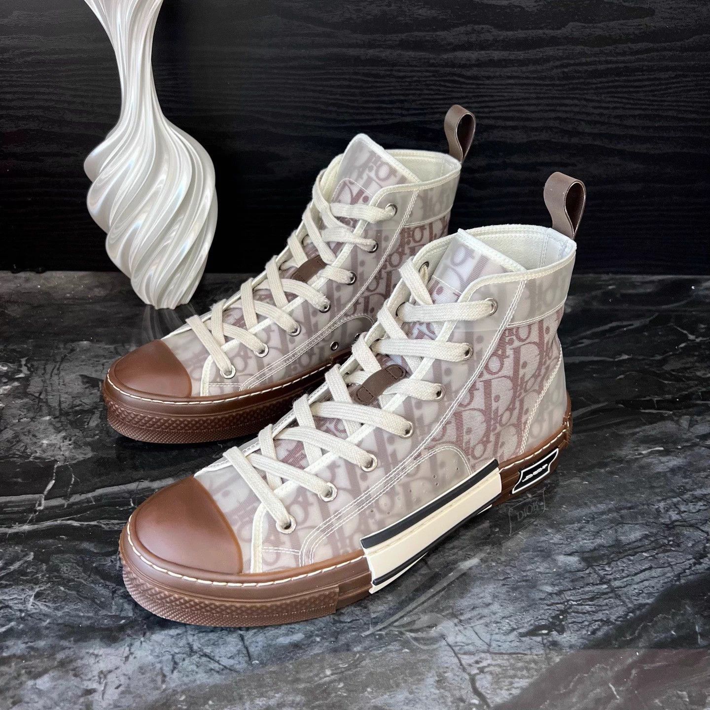Dior Dior B23 High Top Sneaker Brown Full Print 41 Size US 8 / EU 41 - 1 Thumbnail