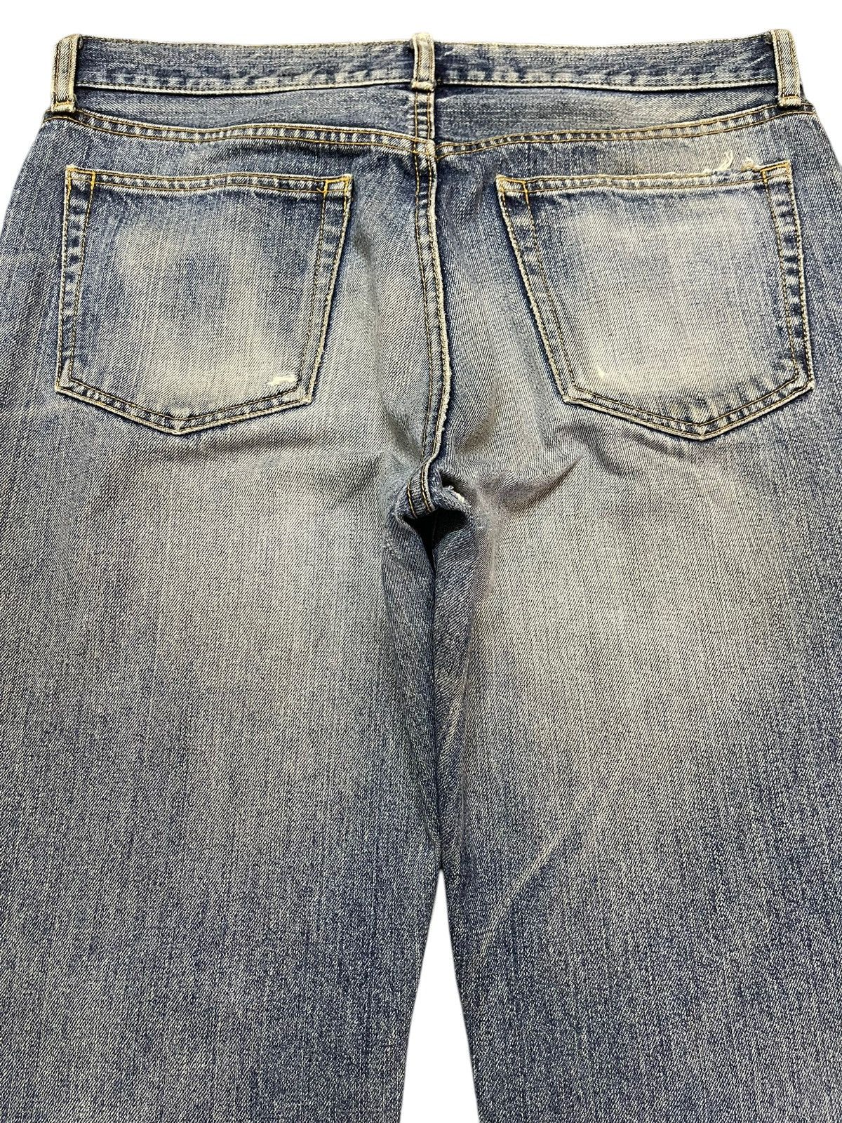 Uniqlo Vintage Japanese Uniqlo Blue Faded Wash Style Bootcut Jeans Size US 34 / EU 50 - 5 Thumbnail