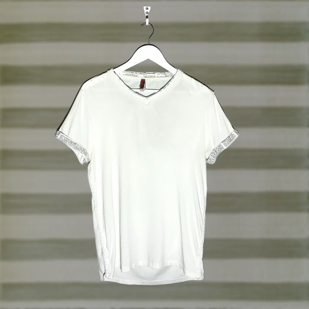 John Galliano John Galliano Underwear V-Neck T-Shirt Men’s Size US L / EU 52-54 / 3 - 1 Thumbnail