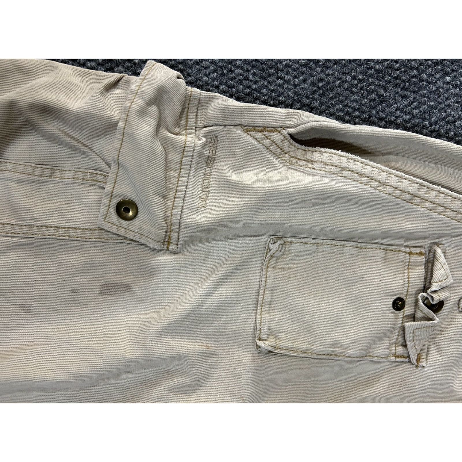 Sean John **Sean John Cargo Pants 34 Beige Vintage Retro** User: Sean John Cargo Pants 34 Beige Vintage Retro Size US 34 / EU 50 - 5 Thumbnail