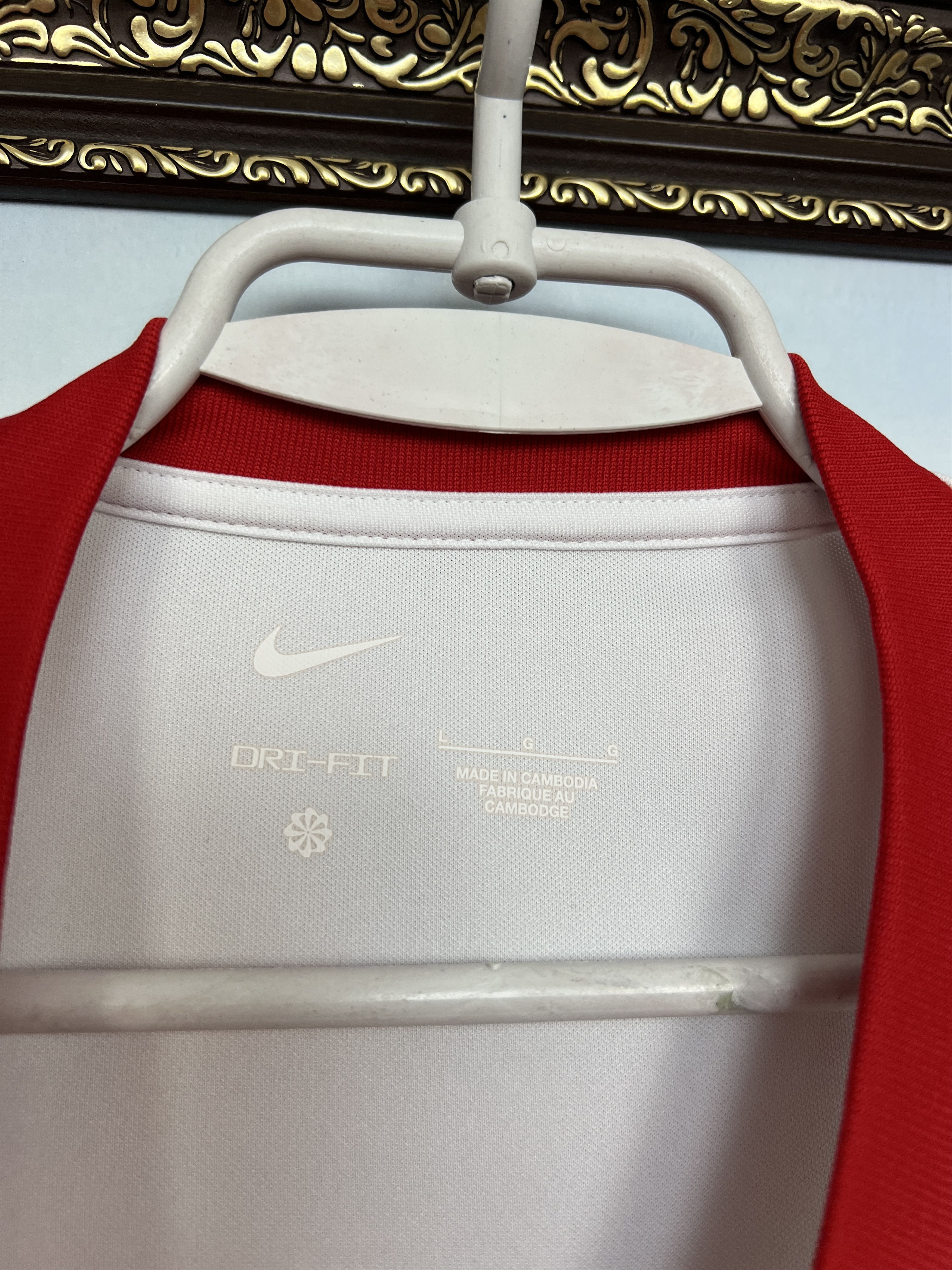 Nike Poland Home football shirt 2024 Soccer Nike Jersey Trikot Size US L / EU 52-54 / 3 - 4 Thumbnail