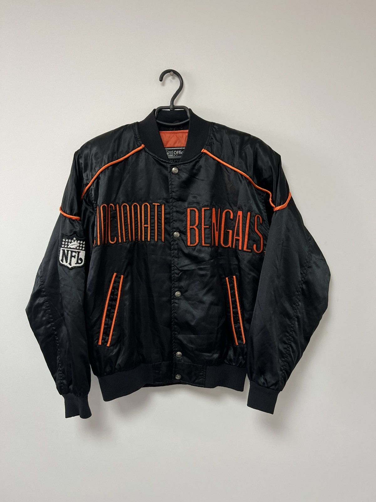 Vintage Vintage 90s Cincinnati Bengals Bomber Jacket Nfl Campri S/M Size US M / EU 48-50 / 2 - 14 Thumbnail