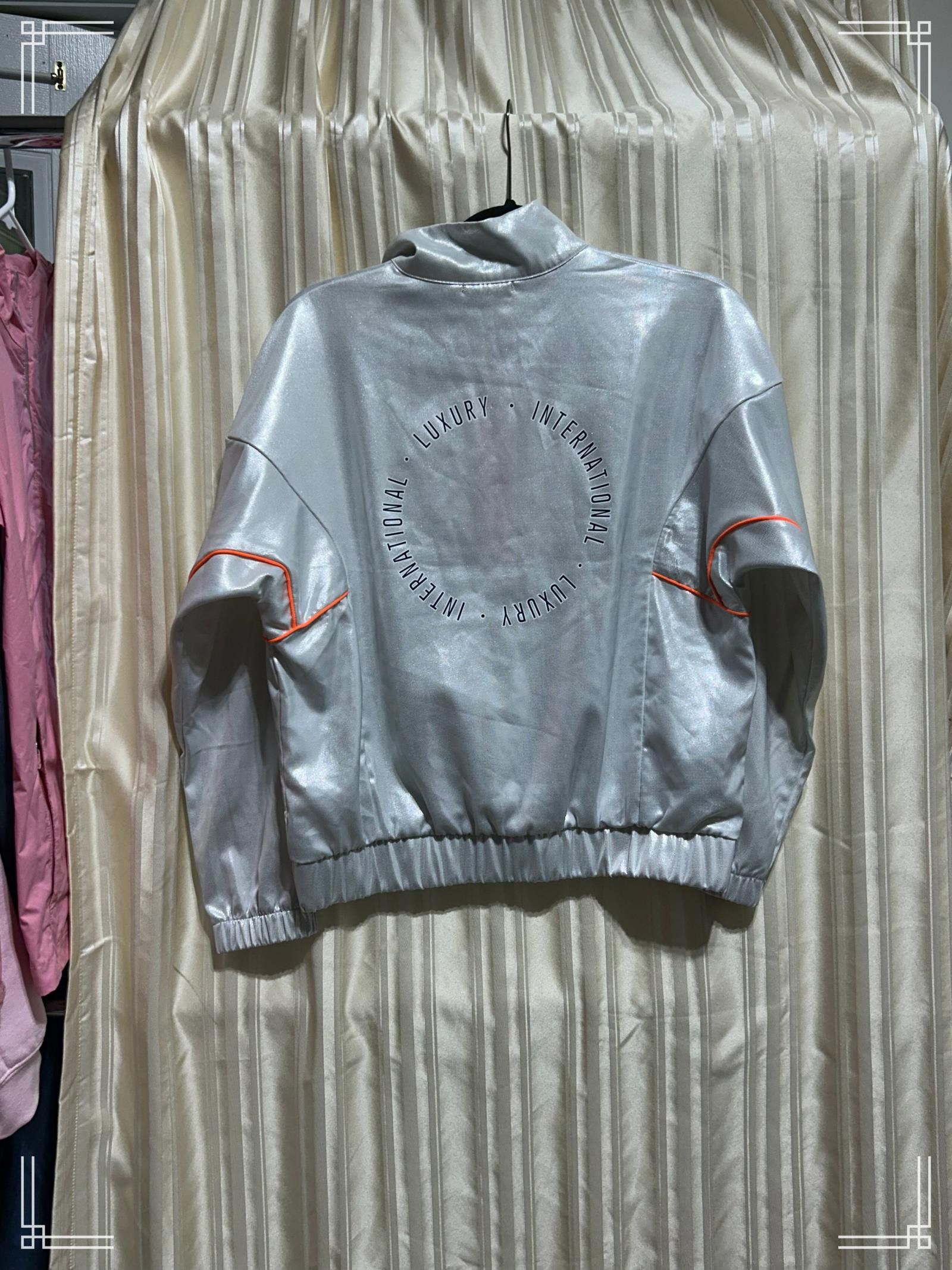 Forever 21 Forever 21 Women's Silver Reflective Windbreaker with Orange Size S / US 4 / IT 40 - 4 Thumbnail