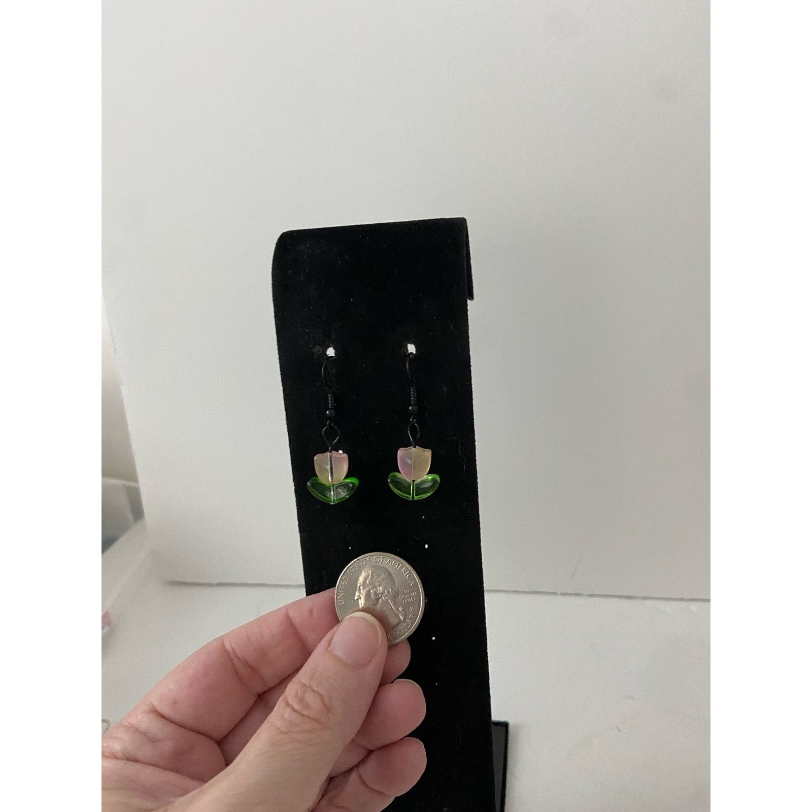 Handmade Glass tulip earrings Size ONE SIZE - 2 Thumbnail