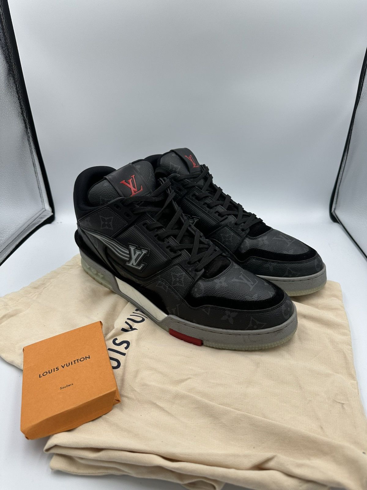 Louis Vuitton Louis Vuitton Sneakers Size US 12.5 / EU 45-46 - 1 Thumbnail