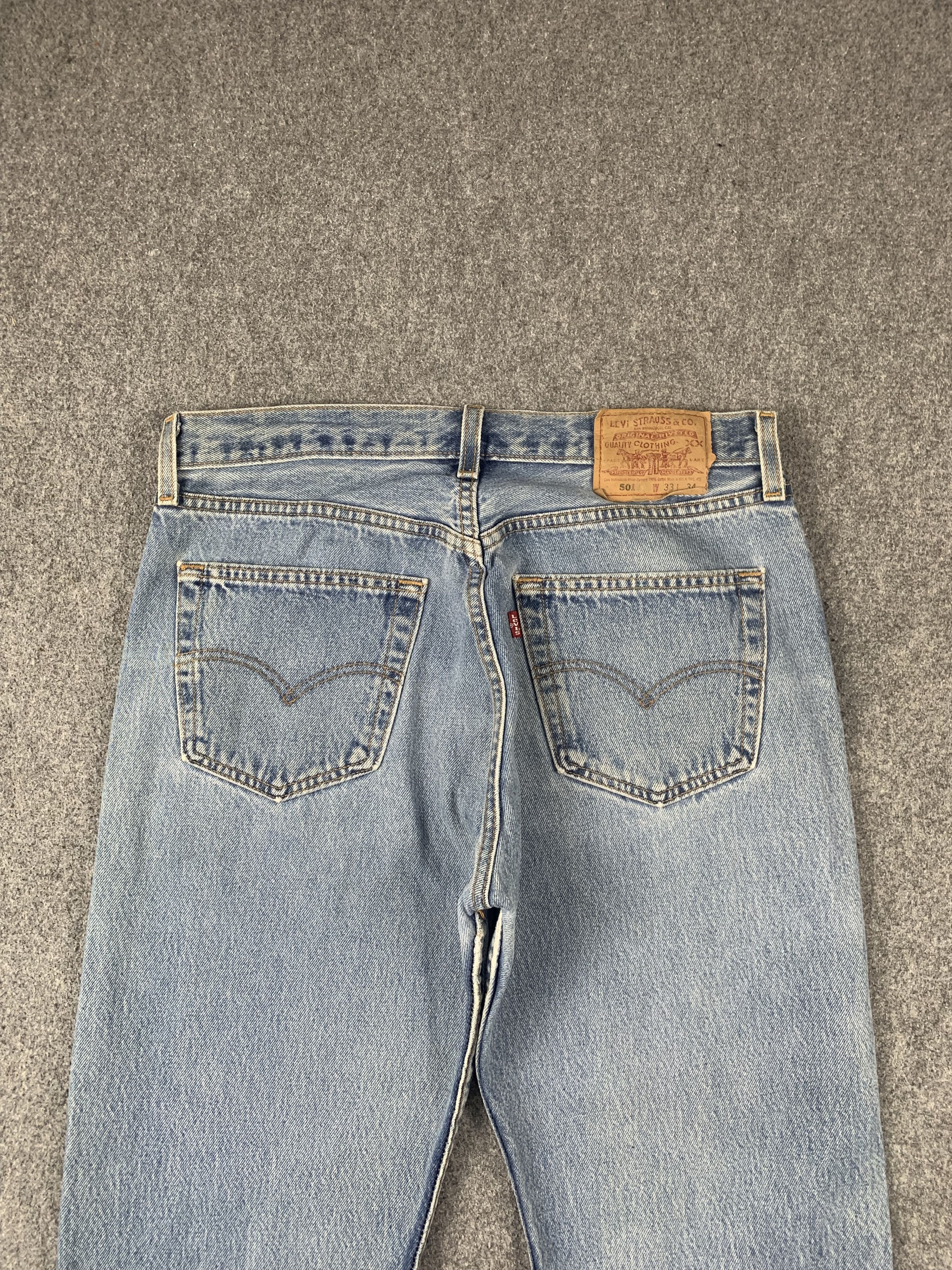Levi's Vintage Levis 501 Faded Blue Jeans DP2065 Size US 32 / EU 48 - 4 Thumbnail