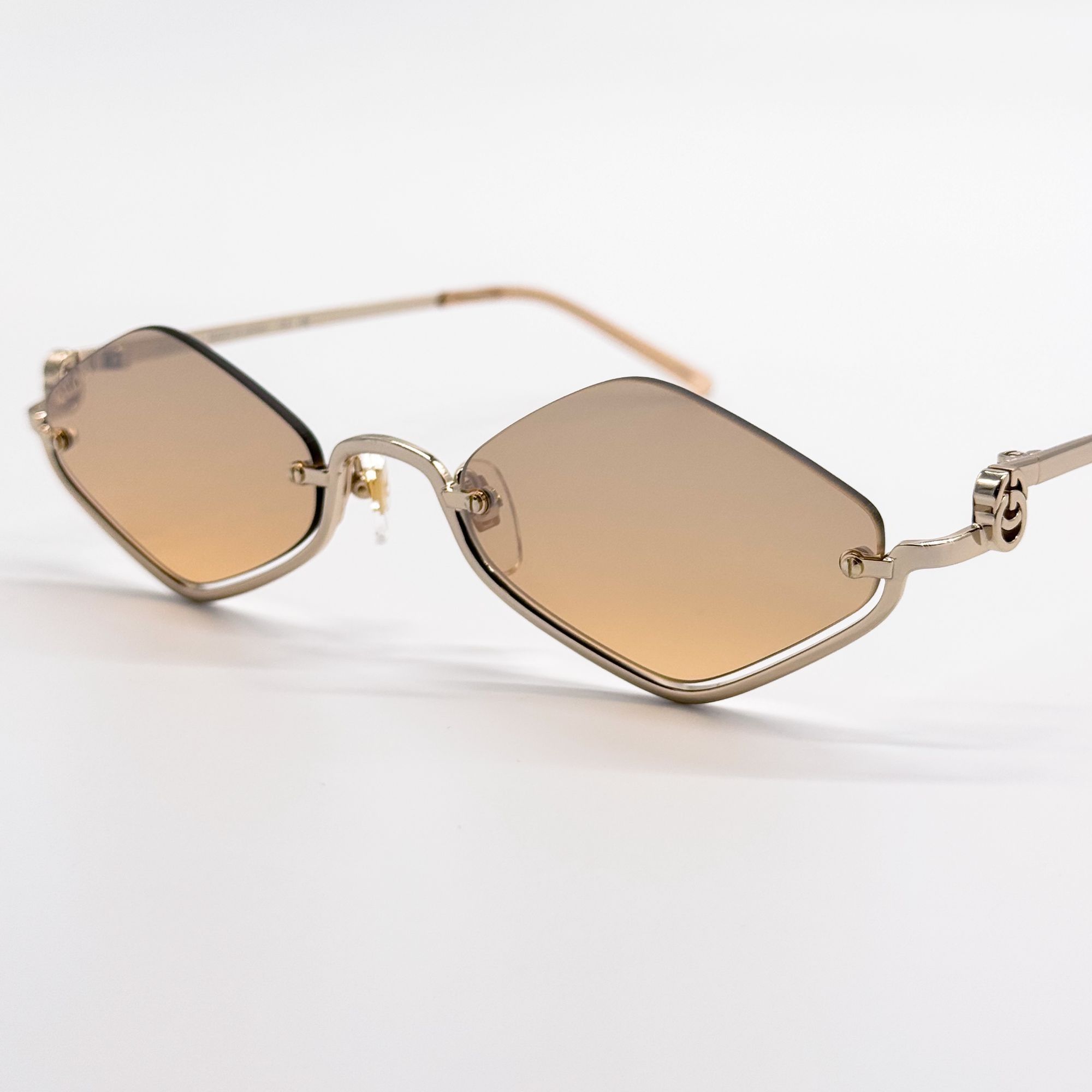 Gucci NEW GUCCI SUNGLASSES GOLD WOMEN GEOMETRIC EYEWEAR GUCCI GG16 Size ONE SIZE - 9 Thumbnail