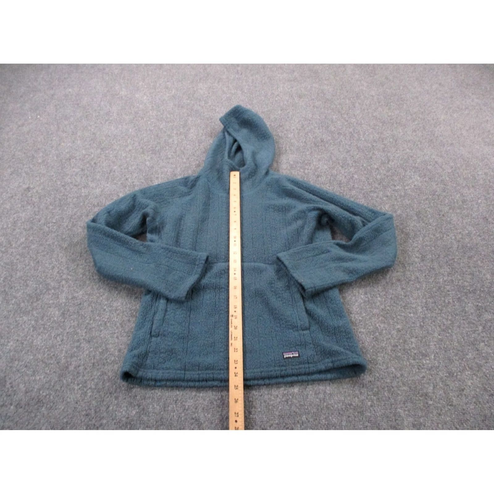 Patagonia Patagonia Hoodie Womens M Blue Solid Logo Pullover Knit Thermal Sweatshirt Hoodie Mens Womens Girls Size M / US 6-8 / IT 42-44 - 3 Thumbnail
