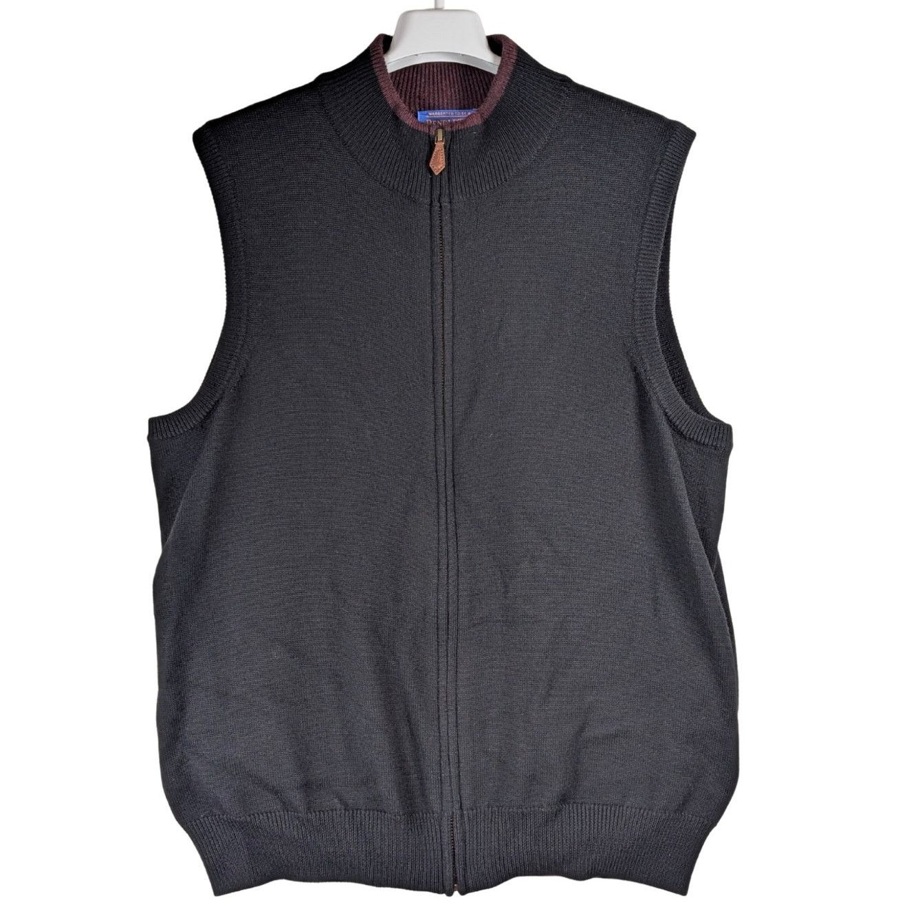 Pendleton Pendleton Wool Sweater Vest Gray Men’s Size M USED Size US M / EU 48-50 / 2 - 1 Thumbnail