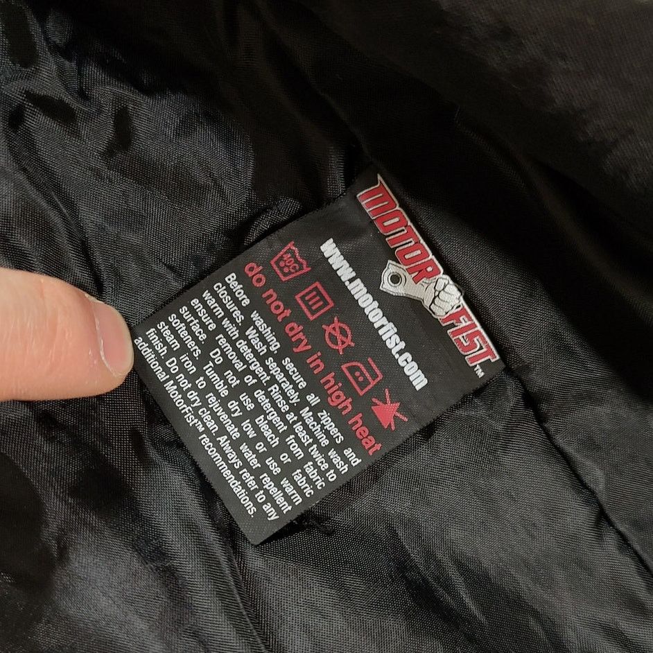 Other MotorFist Event waterproof Snowmobile powersports jacket Med Size US M / EU 48-50 / 2 - 7 Thumbnail