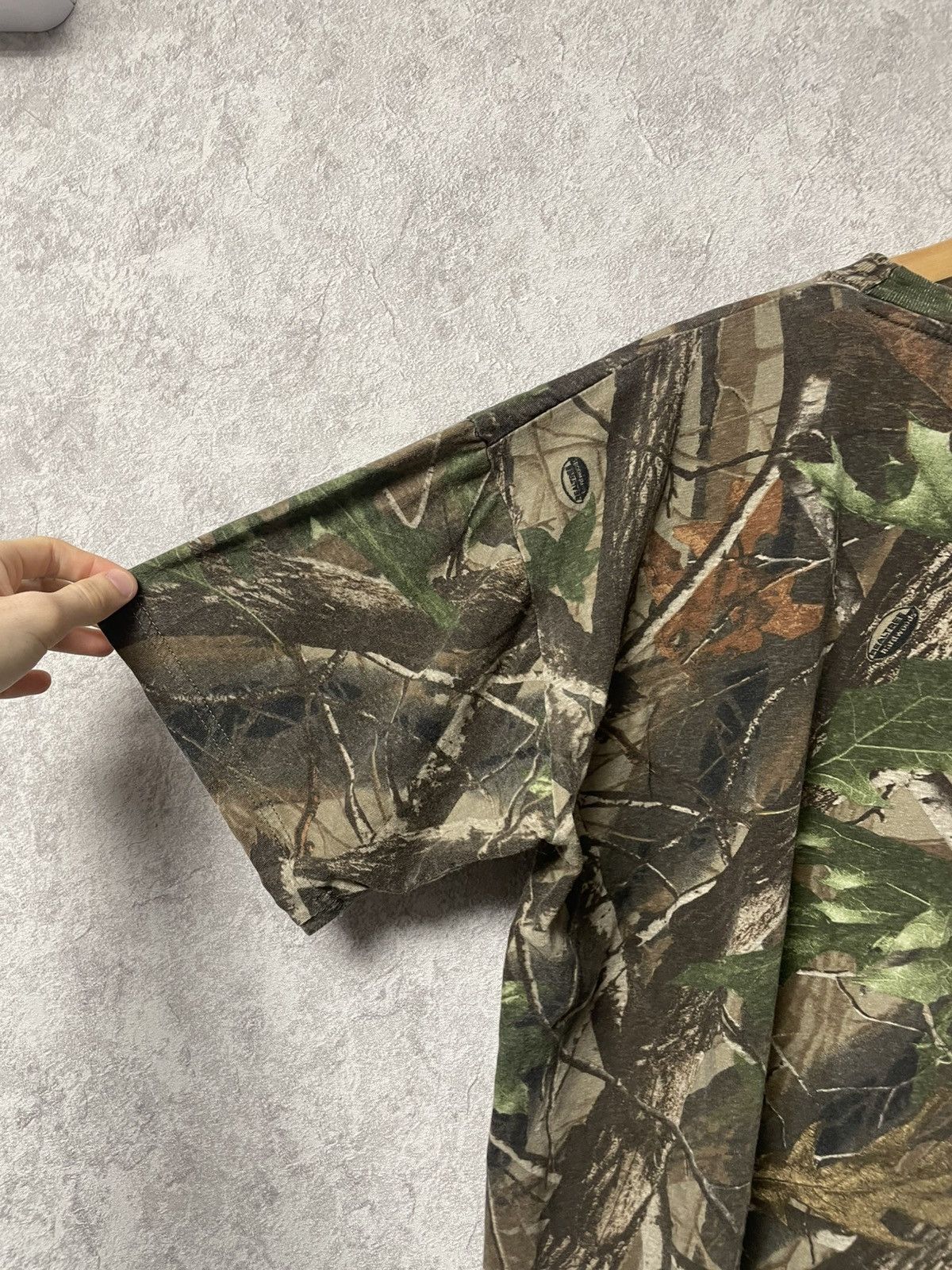 Realtree Vintage Realtree Camo Oversized T-Shirt Y2K Size US L / EU 52-54 / 3 - 15 Thumbnail
