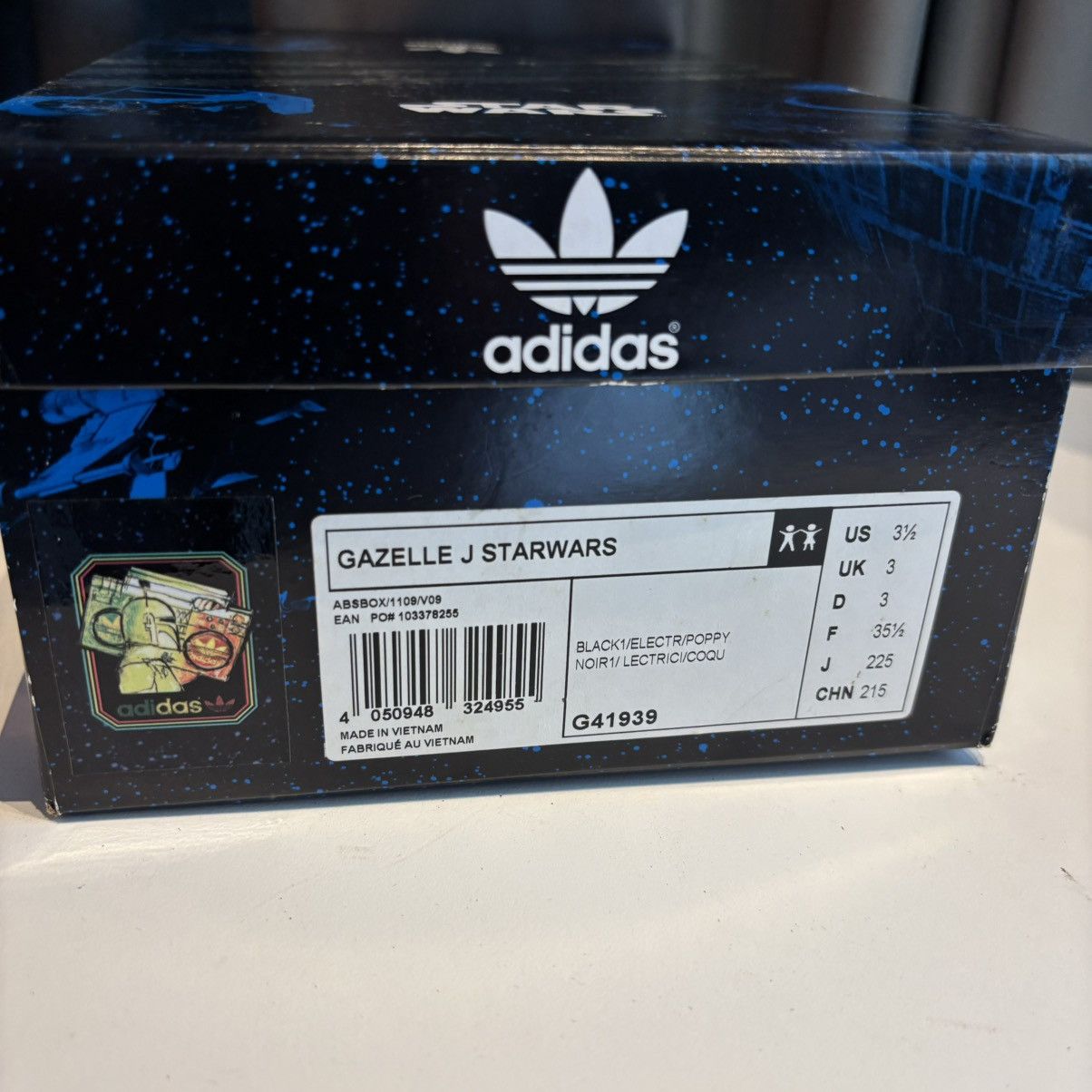 Adidas × Star Wars Adidas Junior Gazelle X Boba Fett Star Wars Size US 4 / IT 34 - 12 Thumbnail