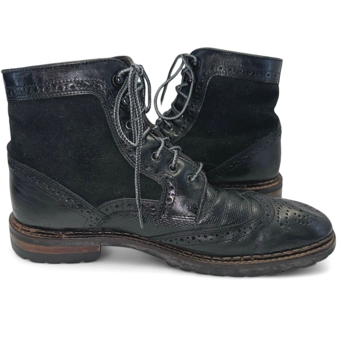Johnston & Murphy Johnston & Murphy Black Suede Wingtip Chukka Boots Men sz 8 Size US 8 / EU 41 - 3 Thumbnail