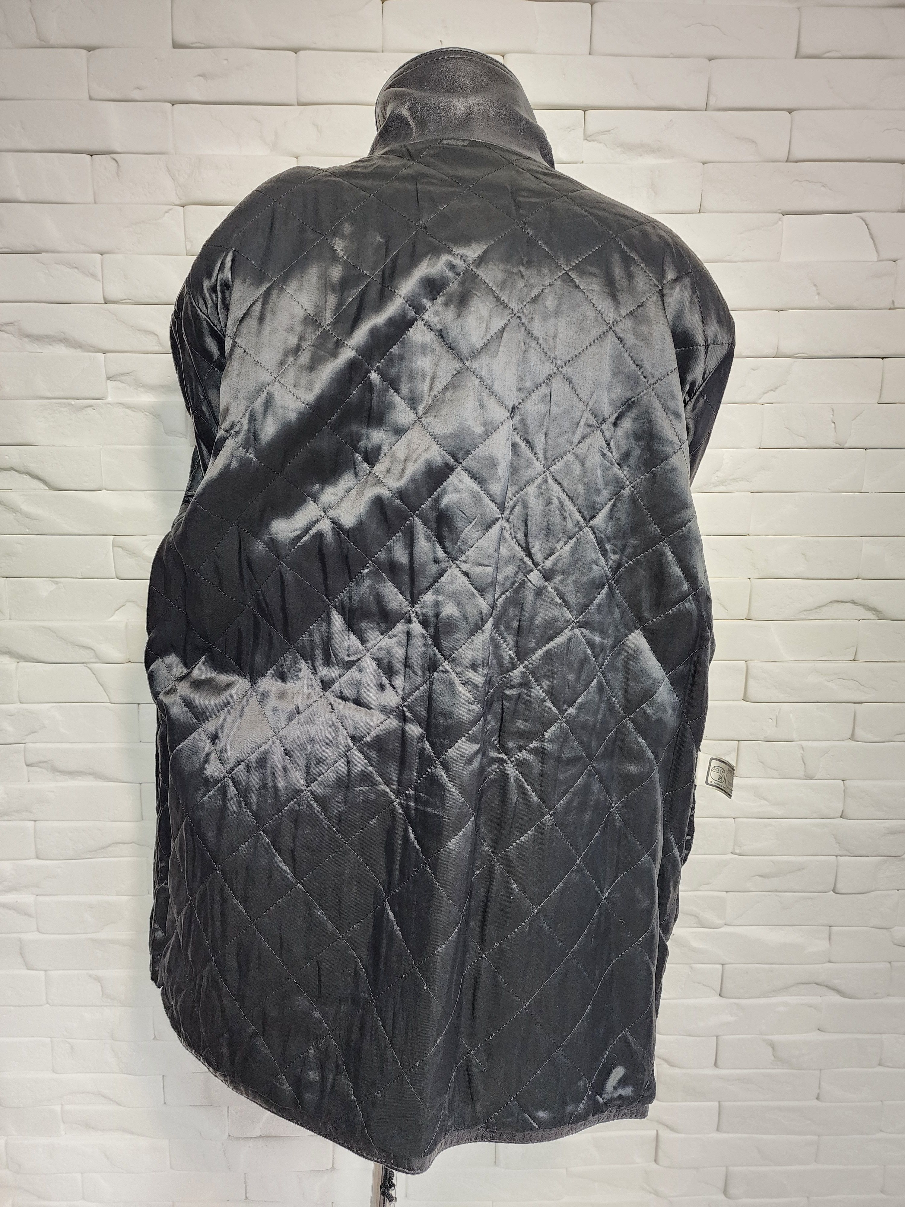 Other Elegant Black Women's Leather Jacket: Size XL / US 12-14 / IT 48-50 - 7 Thumbnail