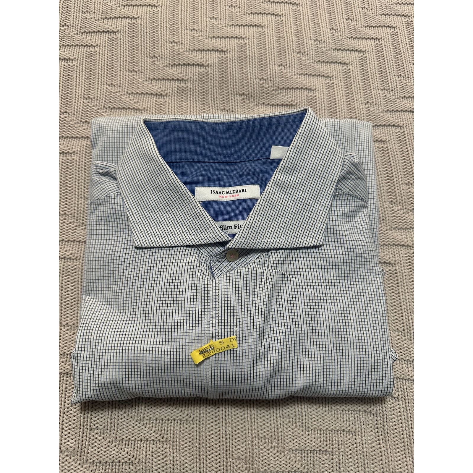 Isaac Mizrahi Isaac Mizrahi blue microplaid slim fit button down size 17.5 Size US XL / EU 56 / 4 - 1 Thumbnail