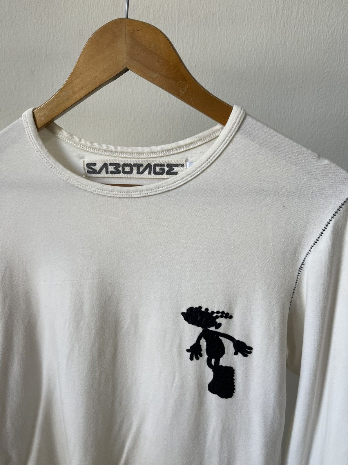 Santa Cruz Skateboards 2000 Sabotage Japan Long Sleeve #99 Size US S / EU 44-46 / 1 - 3 Thumbnail