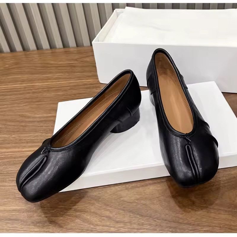 Other Designer PU Leather Split Toe Tabi Loafers Women’s Boots Size US 7.5 / IT 37.5 - 2 Thumbnail
