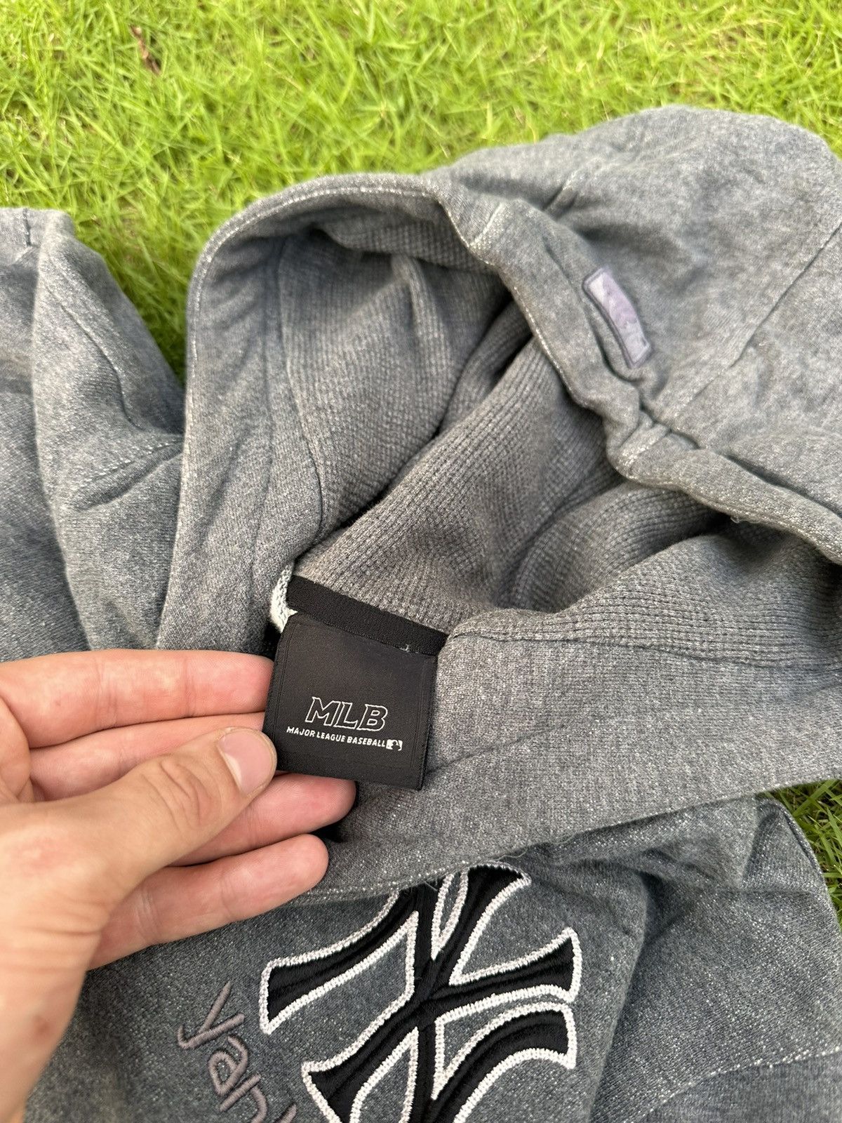 MLB × Vintage MLB X YANKEES VINTAGE BIG LOGO STREETWEAR ZIP HOODIE Size US L / EU 52-54 / 3 - 7 Thumbnail