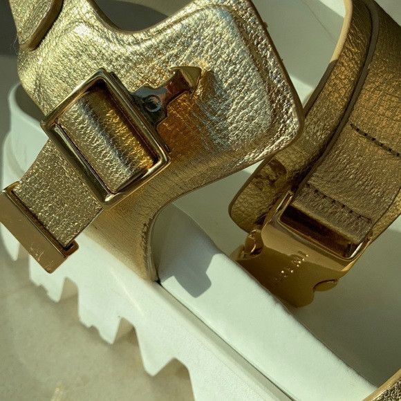 Buscemi BUSCEMI gold buckled platform sandals Size US 8 / EU 41 - 7 Thumbnail
