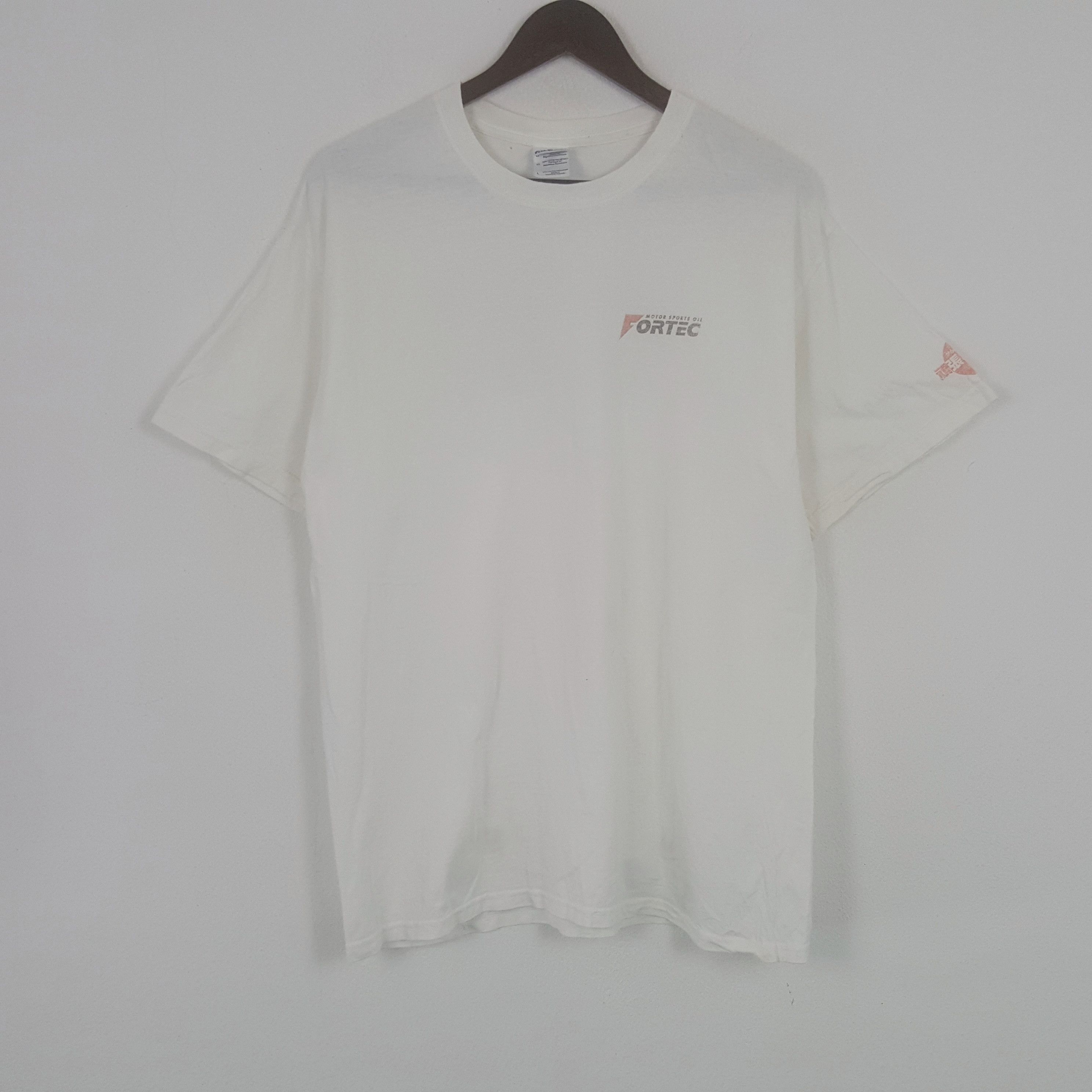 Vintage Vintage Fortec Motor Sport Oil Tshirt Size US L / EU 52-54 / 3 - 3 Thumbnail