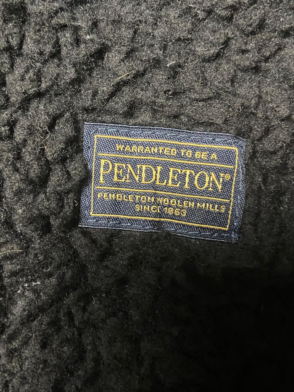 Pendleton Pendleton Woolen Mills Sherpa Fleece Jacket (164) Size US L / EU 52-54 / 3 - 8 Thumbnail