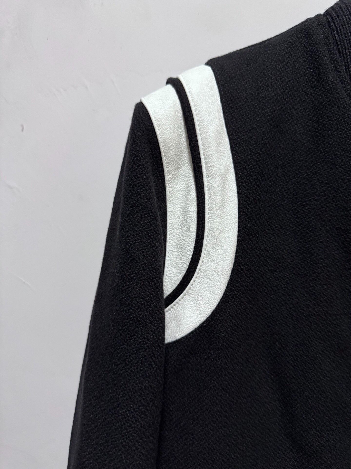 Saint Laurent Paris Saint laurent Black and white patchwork leather baseball ja Size US S / EU 44-46 / 1 - 3 Thumbnail