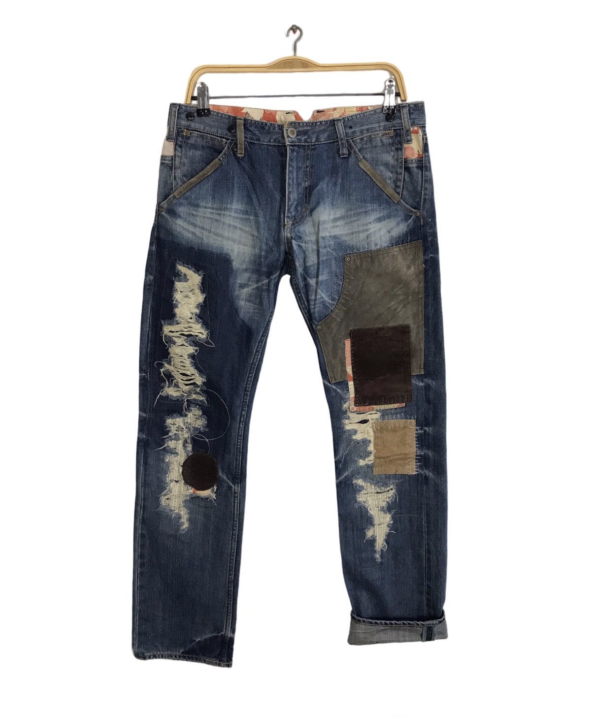 Takeo Kikuchi Takeo Kikuchi Japanese Brand Distressed Patchworks Denim Size US 32 / EU 48 - 1 Thumbnail