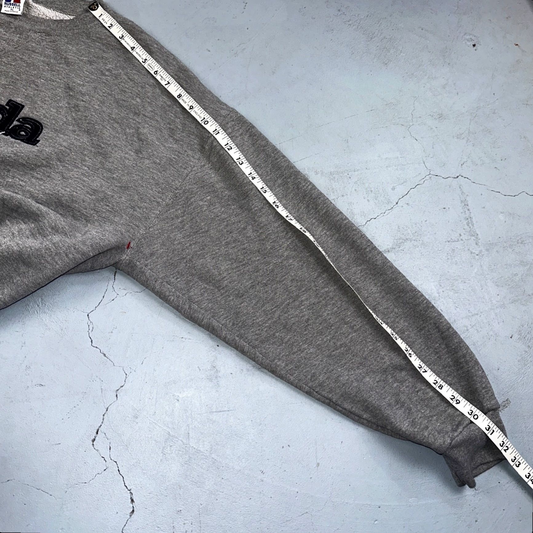 Russell Athletic VINTAGE Russell Athletic Sweatshirt XL Nevada Wolf Pack Gray Crewneck Men XL Sports 90s College Logo Pullover Size US XL / EU 56 / 4 - 7 Thumbnail