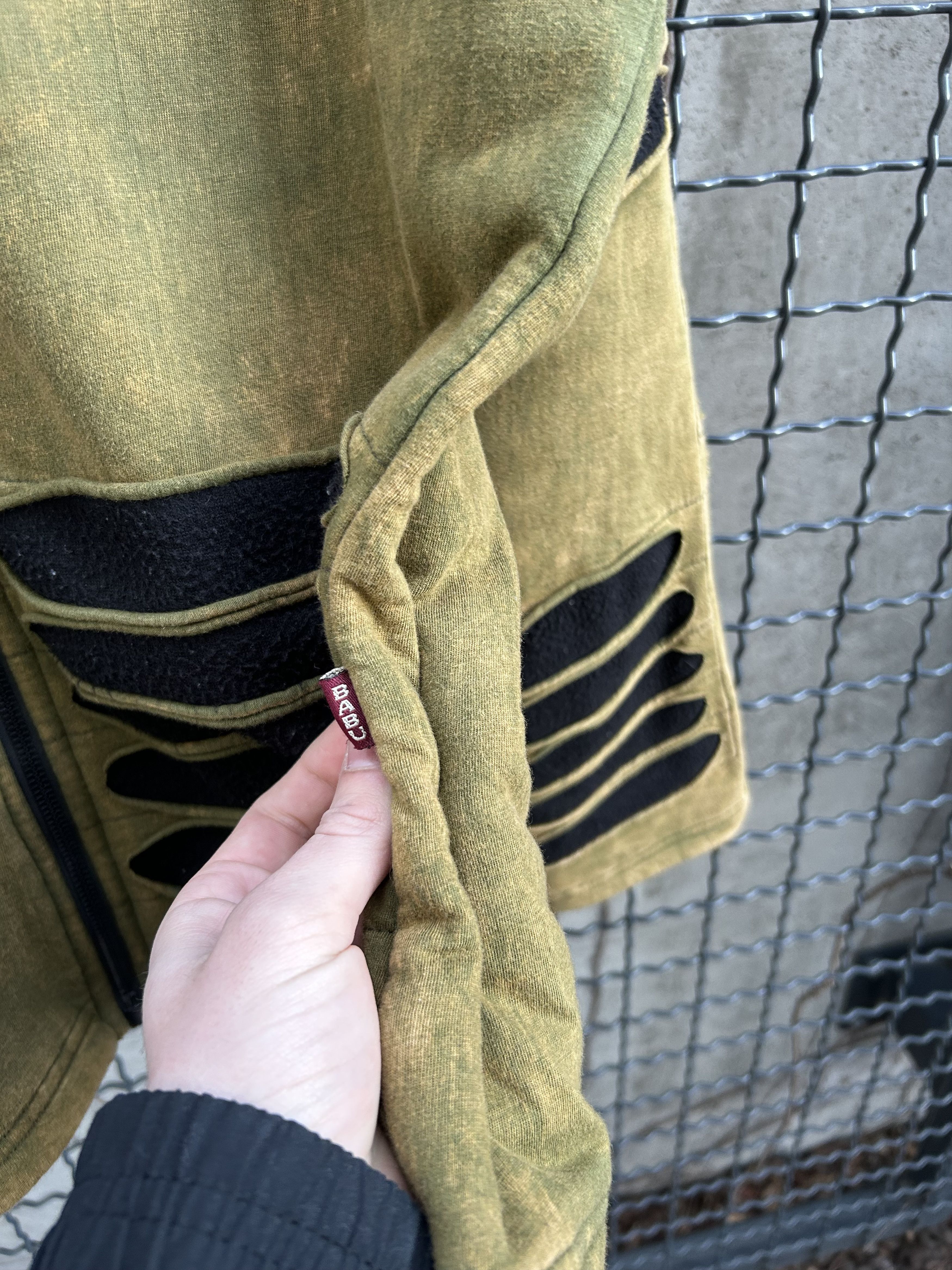 Vintage Vintage Y2K Avant Garde Nepal Patchwork Zip Up Hoodie Size US L / EU 52-54 / 3 - 4 Thumbnail