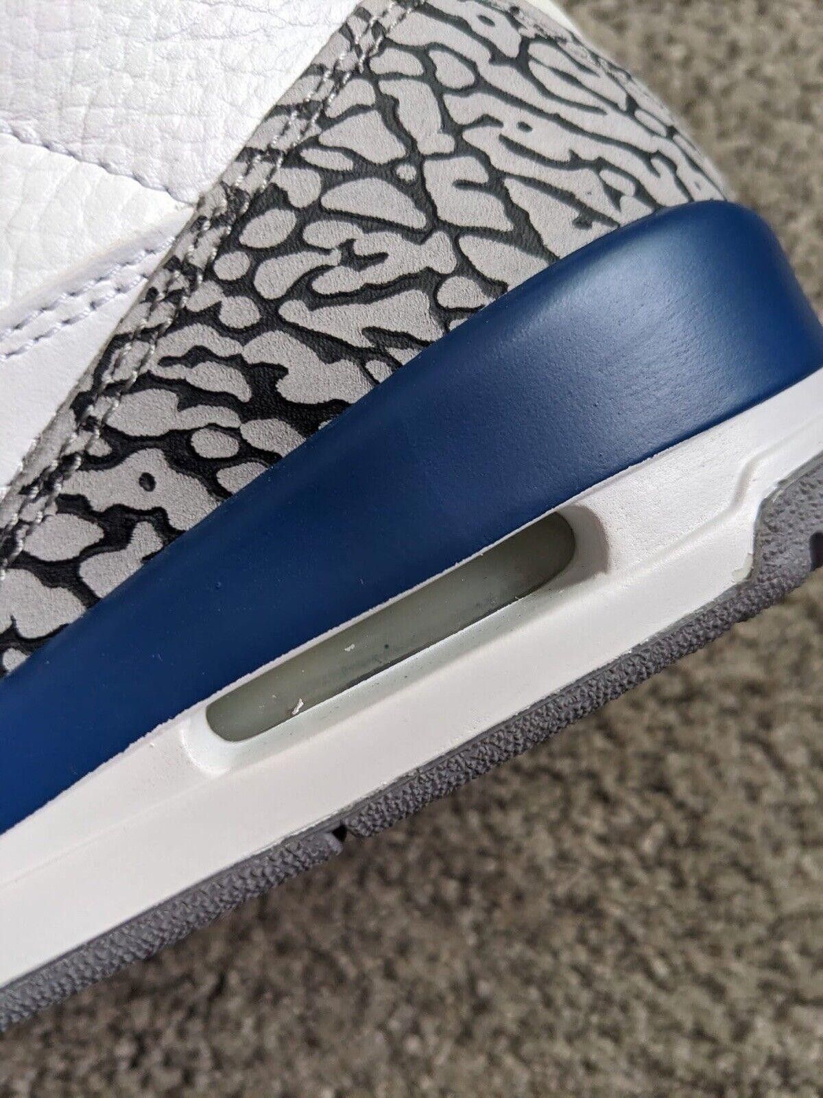 Jordan Brand 2011 Nike Air Jordan 3 III Retro OG True Blue 136064 104 Size US 10.5 / EU 43-44 - 8 Thumbnail