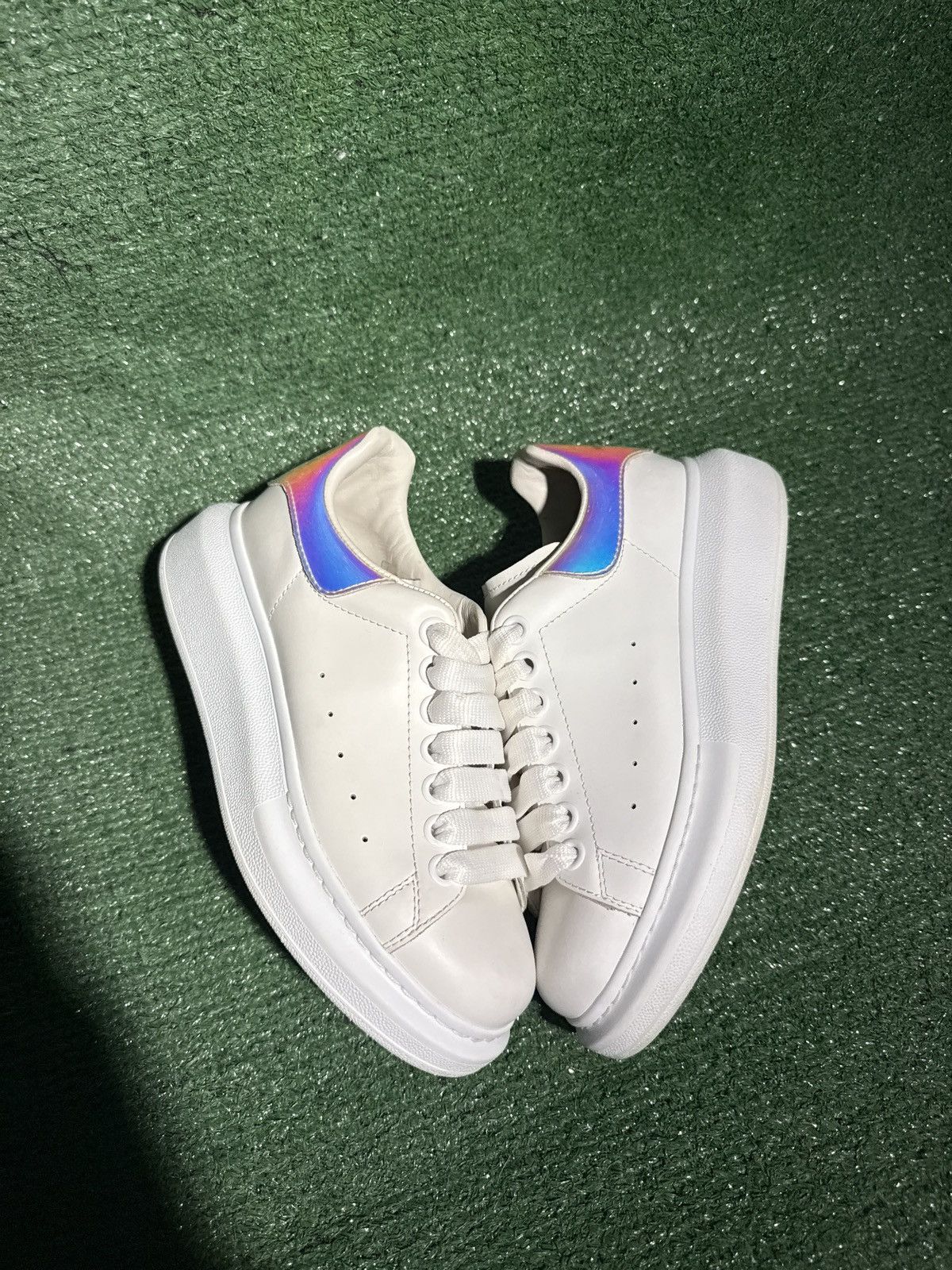 Alexander McQueen Alexander McQueen Sneaker White Iridescent size 36.5 Size US 6.5 / IT 36.5 - 1 Thumbnail