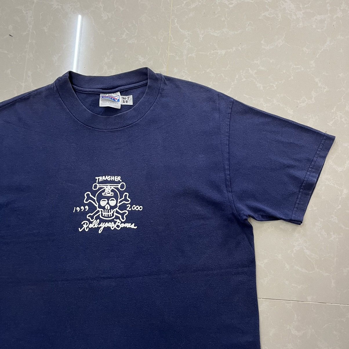 Thrasher × Vintage Vintage 90s Thrasher “Roll You Bones” Skateboarding Tee Size US M / EU 48-50 / 2 - 3 Thumbnail