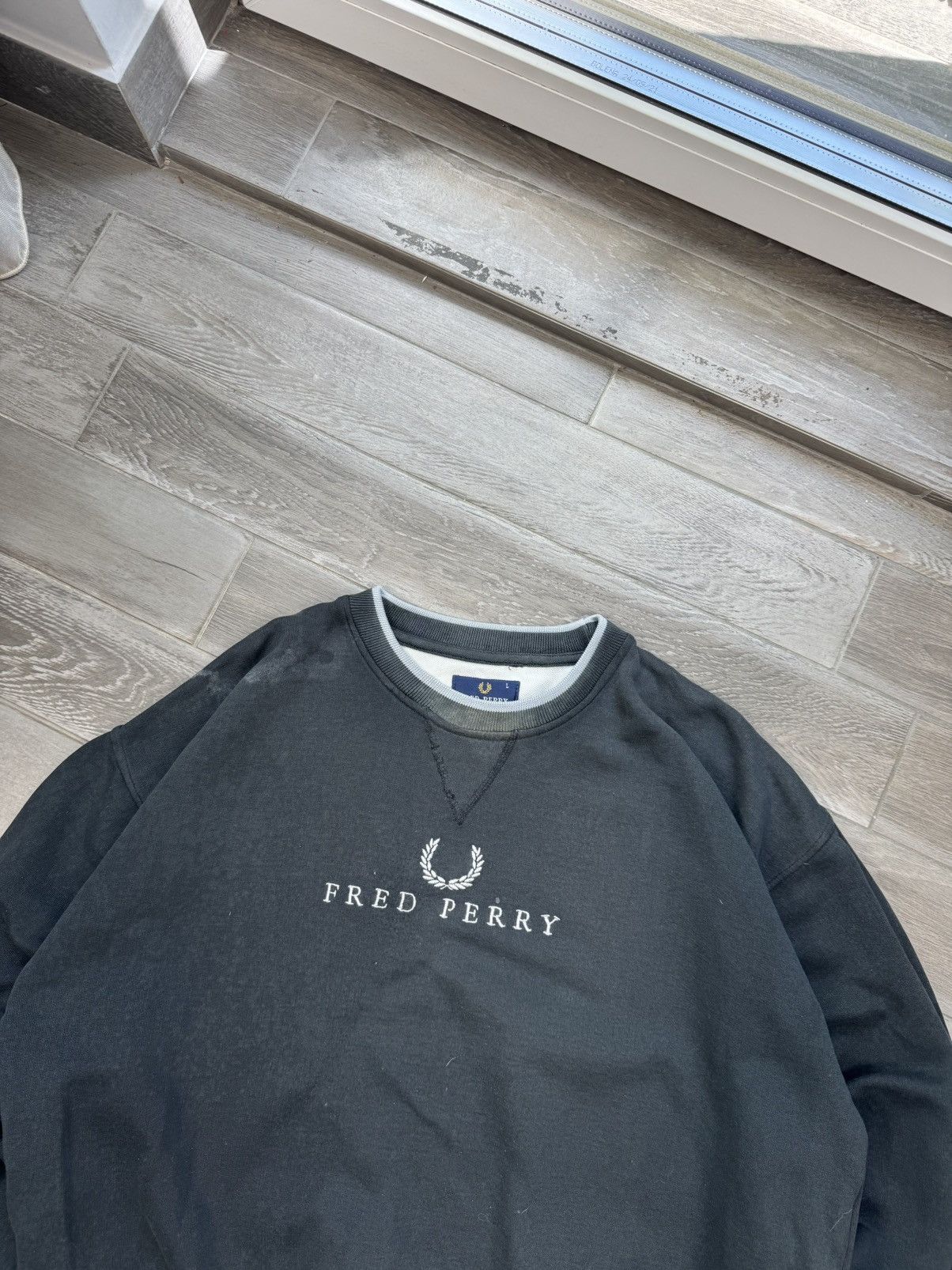 Fred Perry Vintage Fred Perry Centre Logo Archive Sweatshirt Size US L / EU 52-54 / 3 - 4 Thumbnail