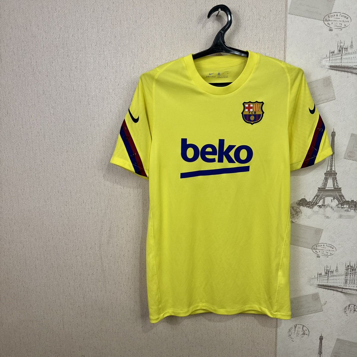 Nike Nike Barcelona 2020/21 Training Soccer Jersey Shirt S Size US S / EU 44-46 / 1 - 6 Thumbnail