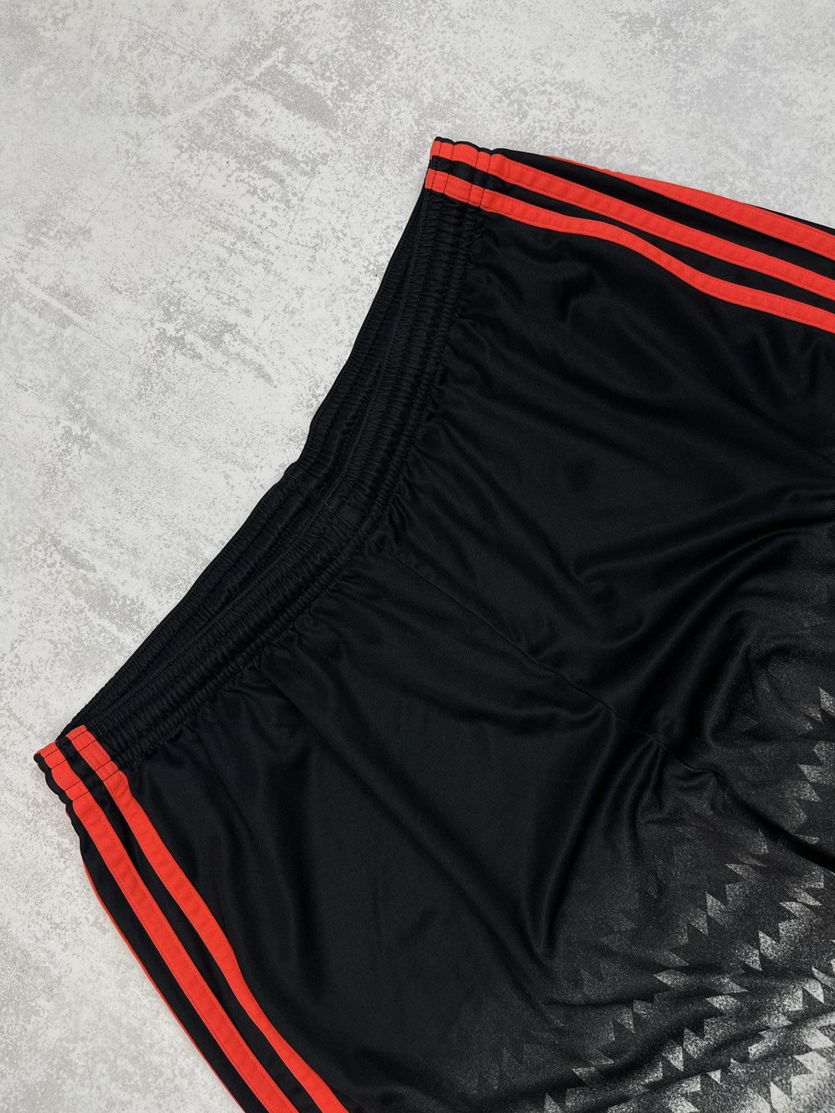 Adidas Adidas Manchester United 15/16 Away Climalite Shorts Size US 35 - 4 Thumbnail