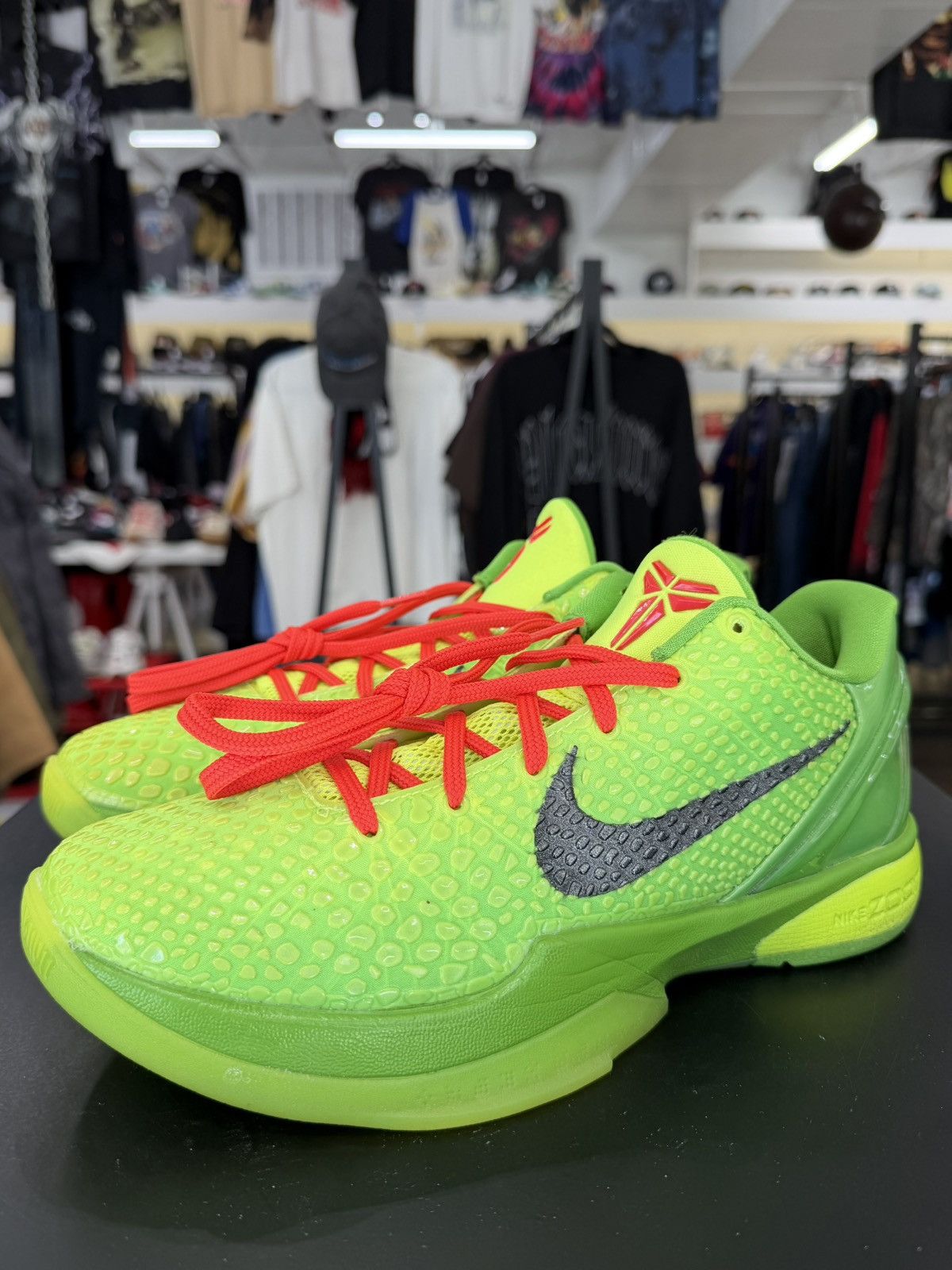 Nike Nike Kobe 6 Protro Grinch Size 9 (2020) Size US 9 / EU 42 - 1 Thumbnail