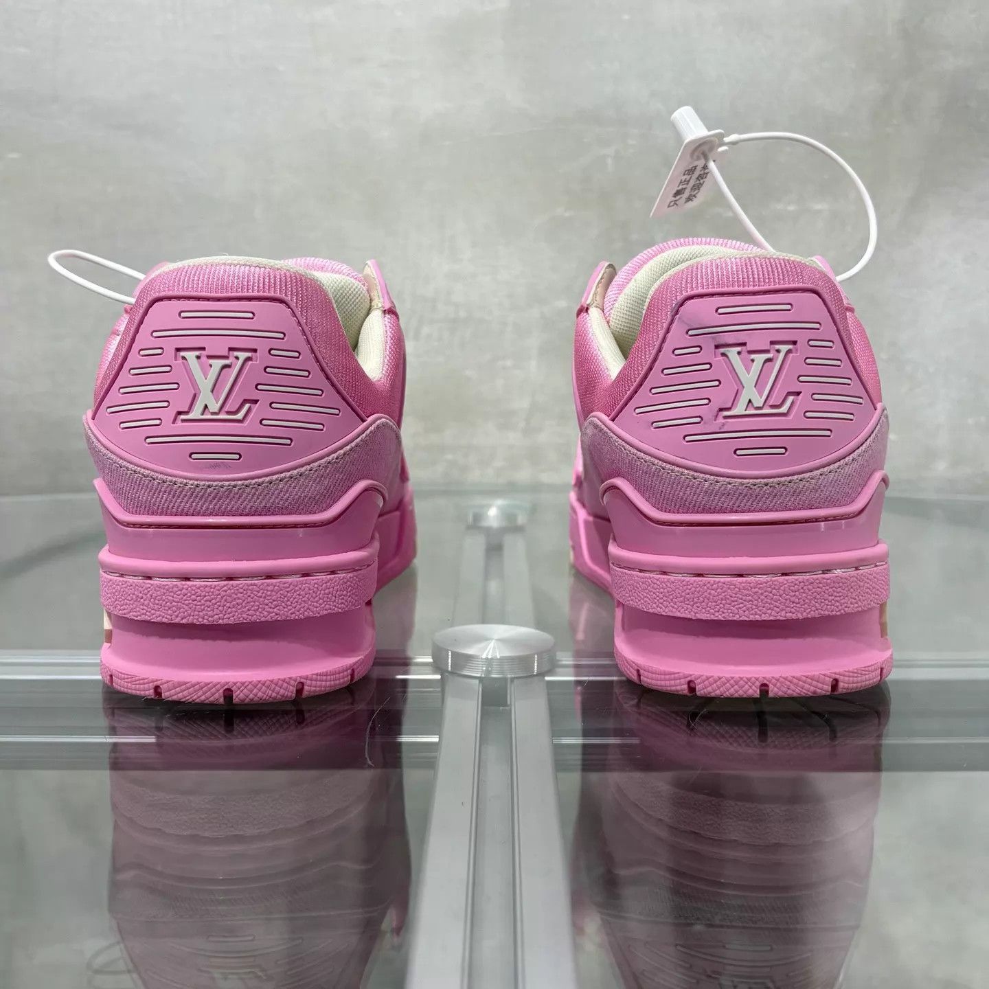 Louis Vuitton LV Trainer Pink Denim UK3.5 EU37.5 Size US 7 / IT 37 - 6 Thumbnail