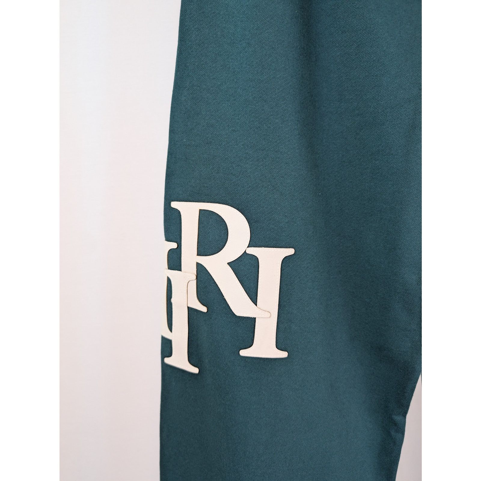 Amiri o1rshd1 Amiri Staggered Sweatpants in Rain Forest Size US 34 / EU 50 - 16 Thumbnail