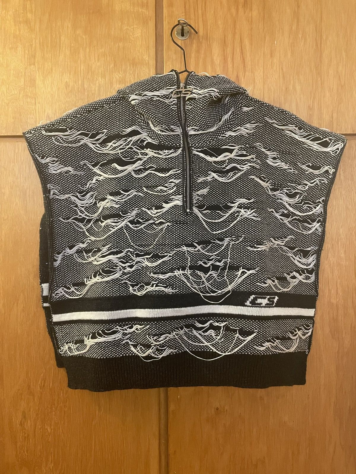 image of Cmmn Swdn Poncho, Men's (Size Small)
