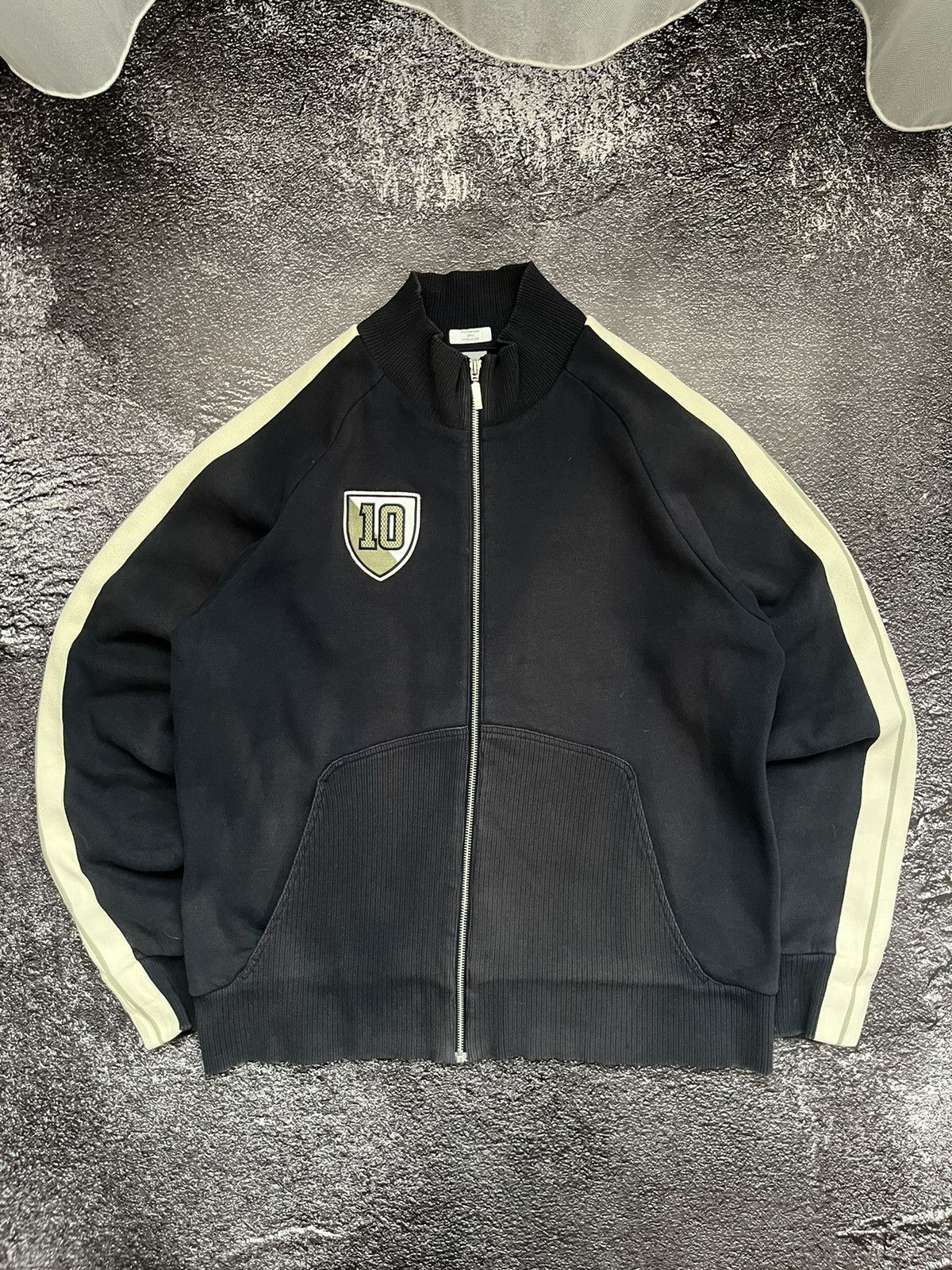 Nike Vintage Nike Zip Sweatshirt Faded Jacket Blue #10 Size XL Size US XL / EU 56 / 4 - 1 Thumbnail