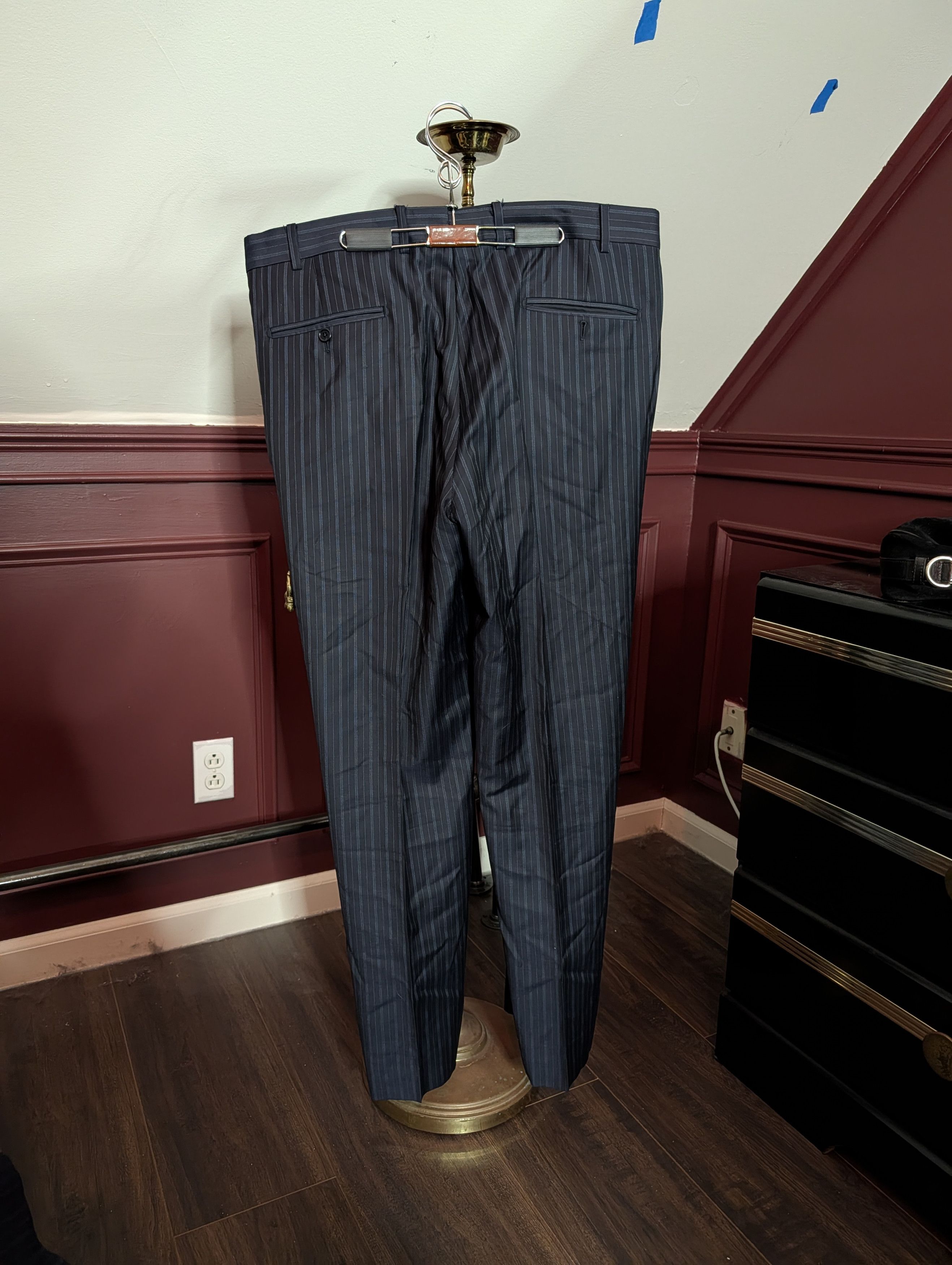 Piattelli Angelico Super 140s wool navy pinstriped Barney's suit Size 42L - 5 Thumbnail