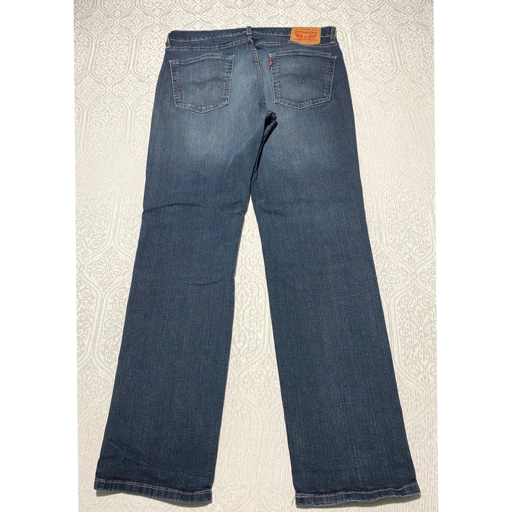 Levi's Levi's 559 Jeans Men Straight 36x34 Blue Denim Relaxed Mid Rise 5-Pocket Logo Zipper Button Distressed Cotton Blend Pants Regular Fit Clothing Size US 36 / EU 52 - 2 Thumbnail
