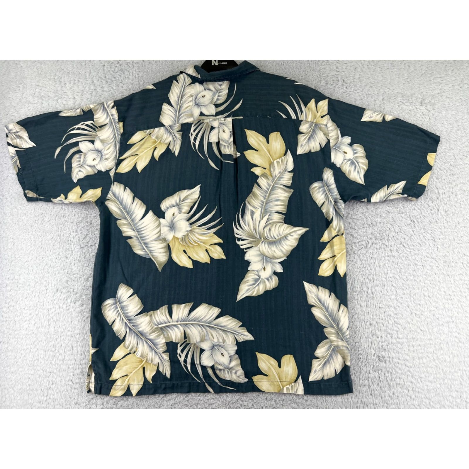 Tommy Bahama Tommy Bahama Shirt Men Large Gray Palm Floral Print Hawaiian Button Up 100% Silk Size US L / EU 52-54 / 3 - 2 Thumbnail