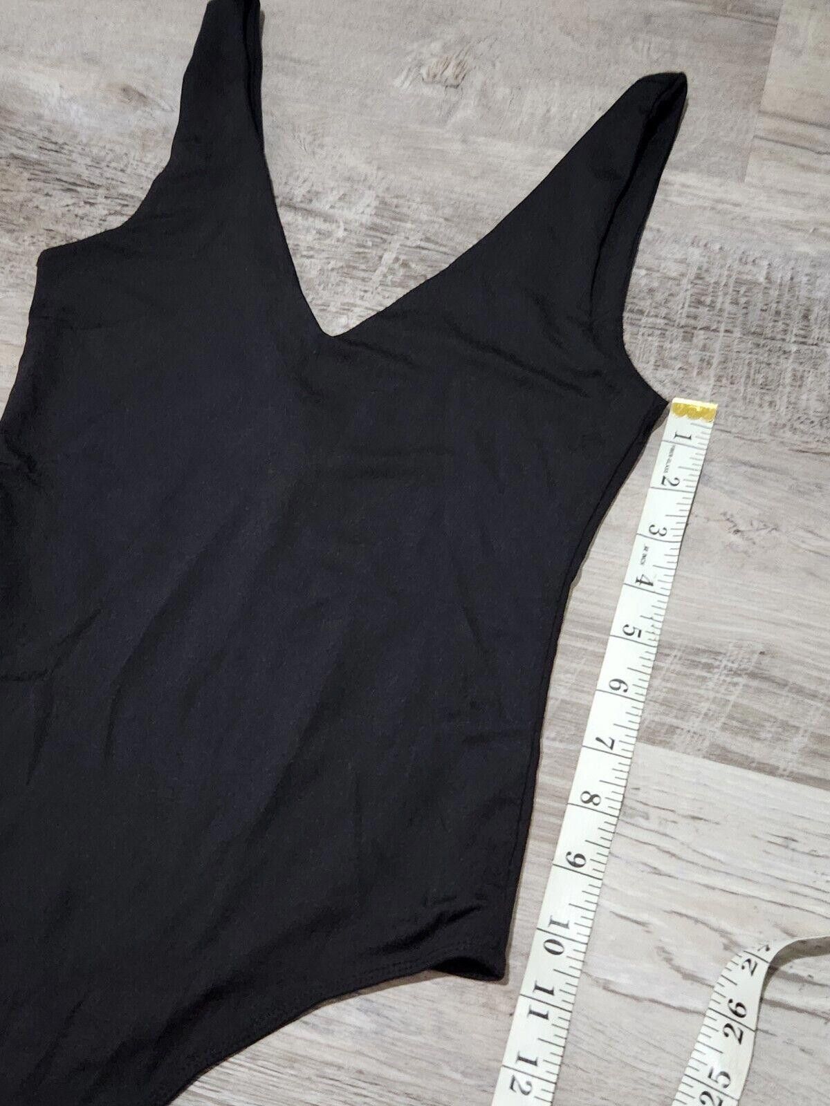 Forever 21 Forever 21 Body Suit Small Black Deep V Neck Tank Top Size S / US 4 / IT 40 - 3 Thumbnail