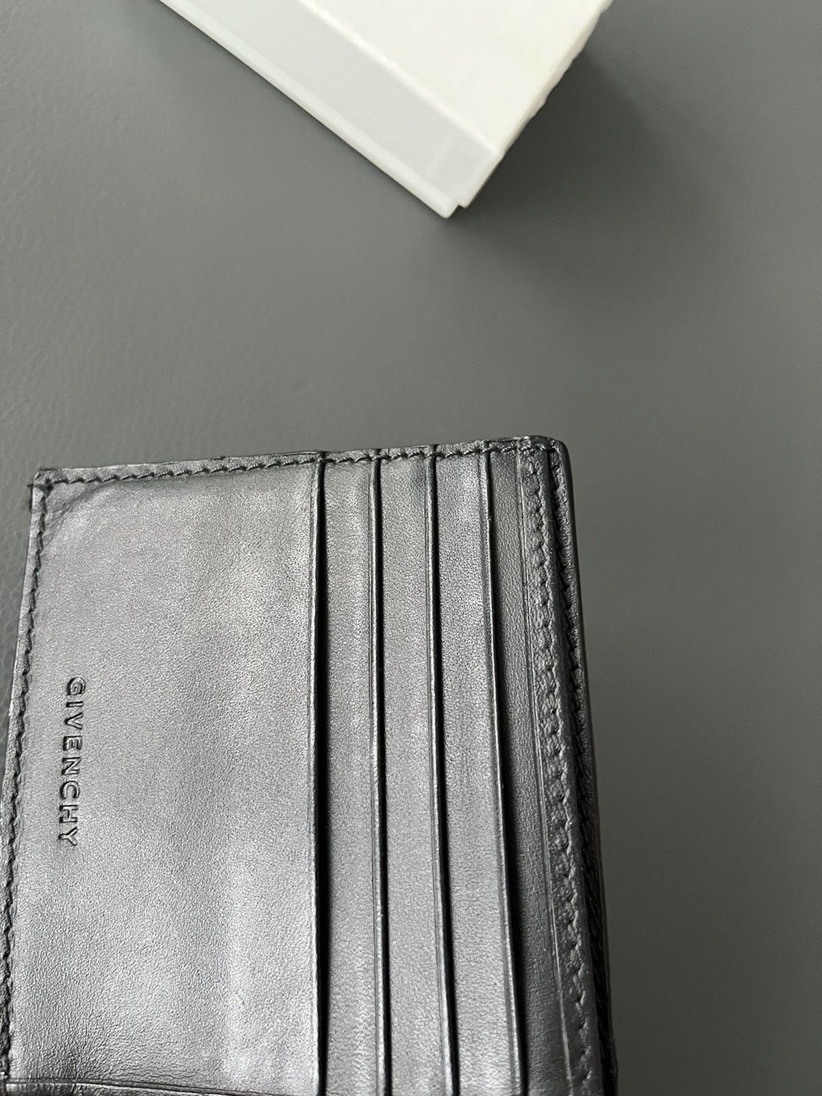 Givenchy Givenchy Vintage Runway Waxed Calf Leather Wallet RARE Size ONE SIZE - 10 Thumbnail