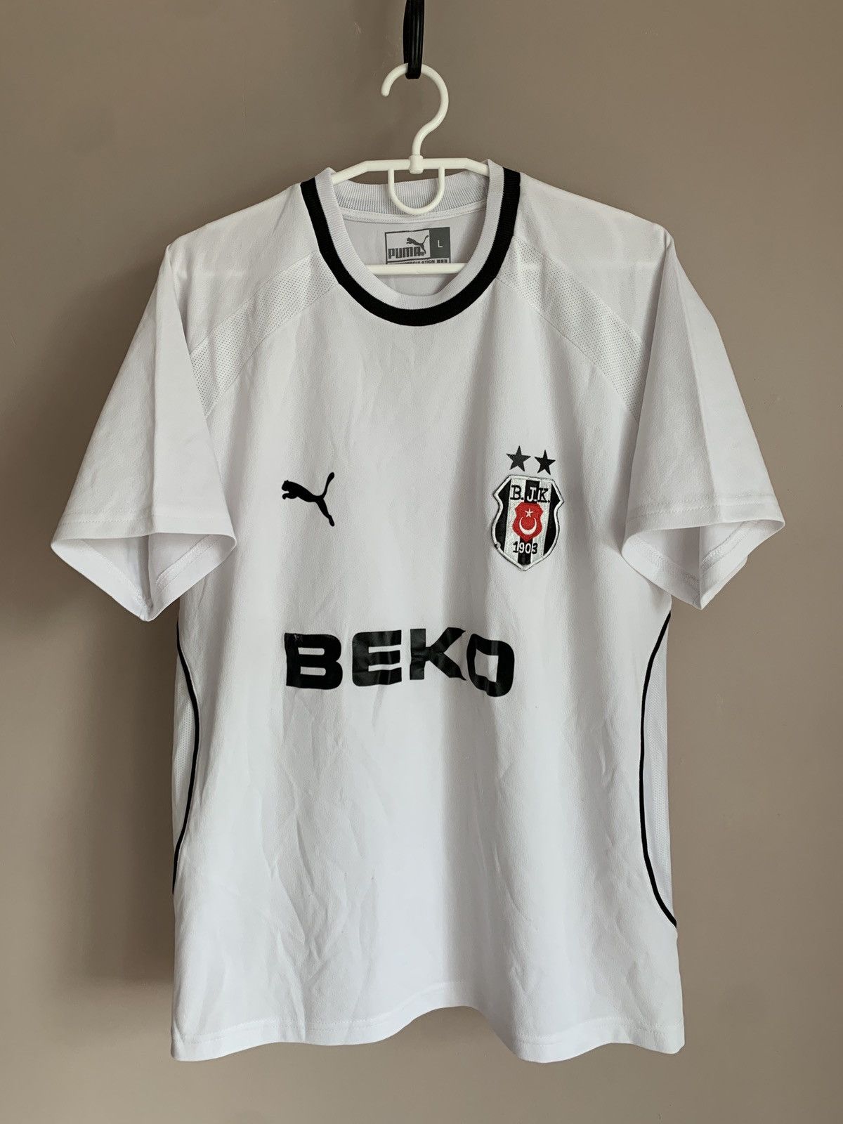 Puma Besiktas Away Football Shirt Puma Soccer Jersey Size L Size US L / EU 52-54 / 3 - 1 Thumbnail
