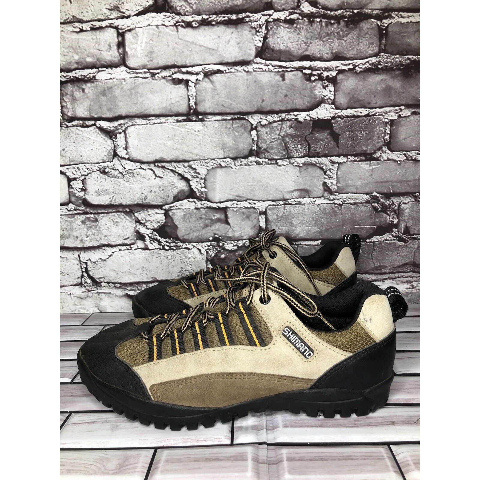 Other Shimano SPD Brown Black Leather Mountain Bike Cycling Shoes Size US 7 / EU 40 - 12 Thumbnail
