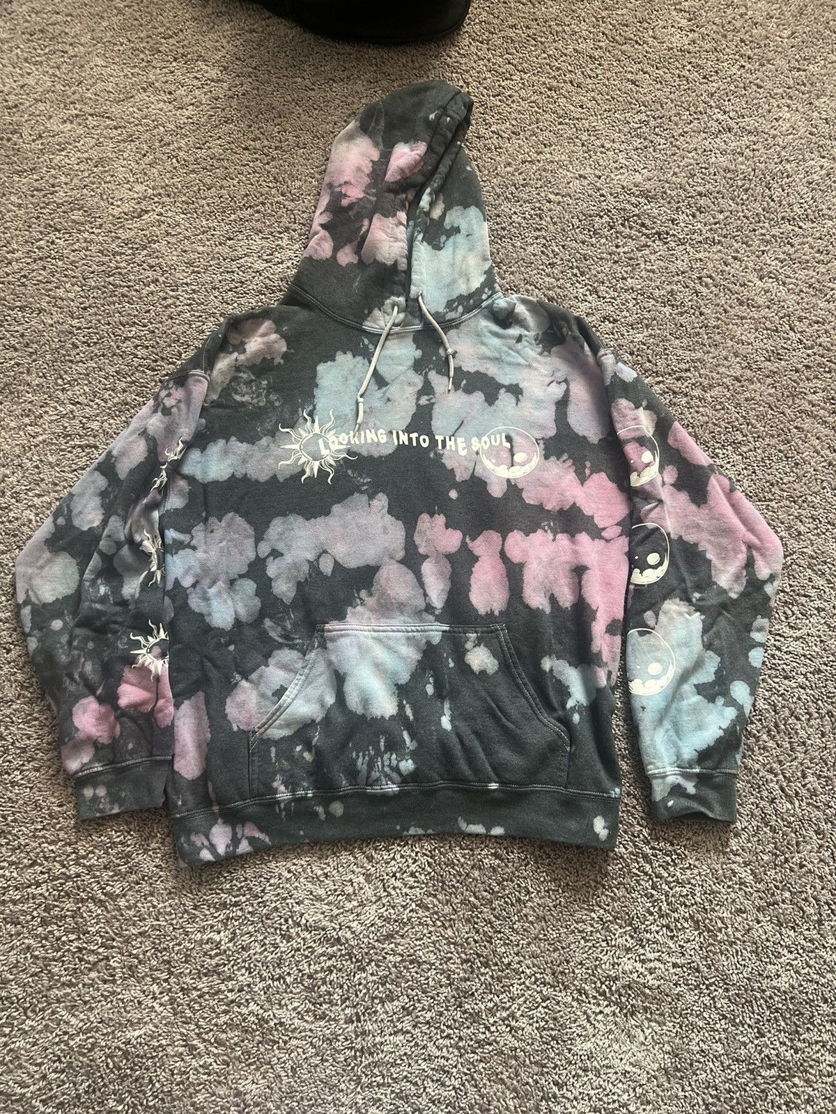 ‘Looking into the soul’ Hoodie