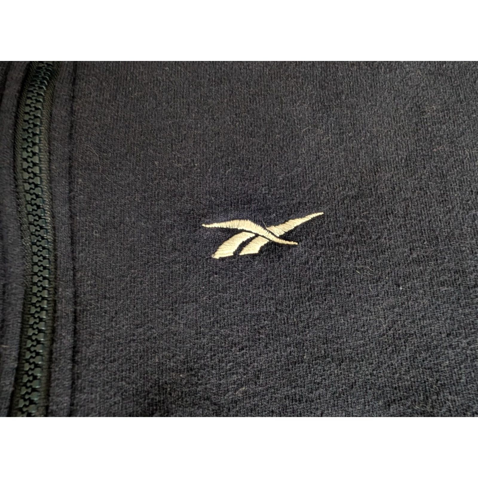 Reebok VINTAGE Reebok Navy Quarter Zip Pullover Sweatshirt Womens Small USA Made 90s Fleece Cotton Polyester Blue Embroidered Logo Zipper Size S / US 4 / IT 40 - 7 Thumbnail