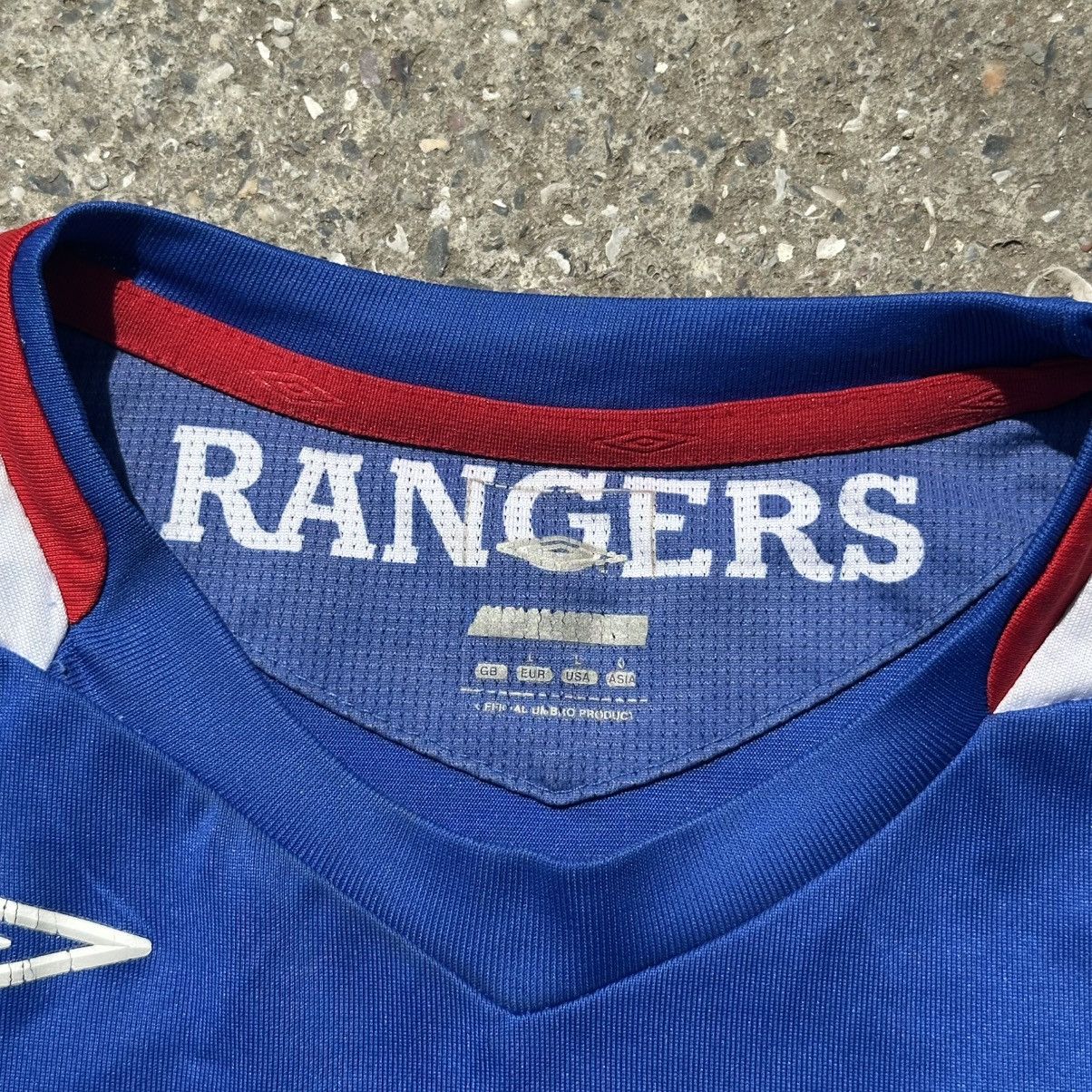 Umbro UMBRO VINTAGE Rangers FC HOMME 2006/2007 LORNA Soccer jersey Size US L / EU 52-54 / 3 - 9 Thumbnail